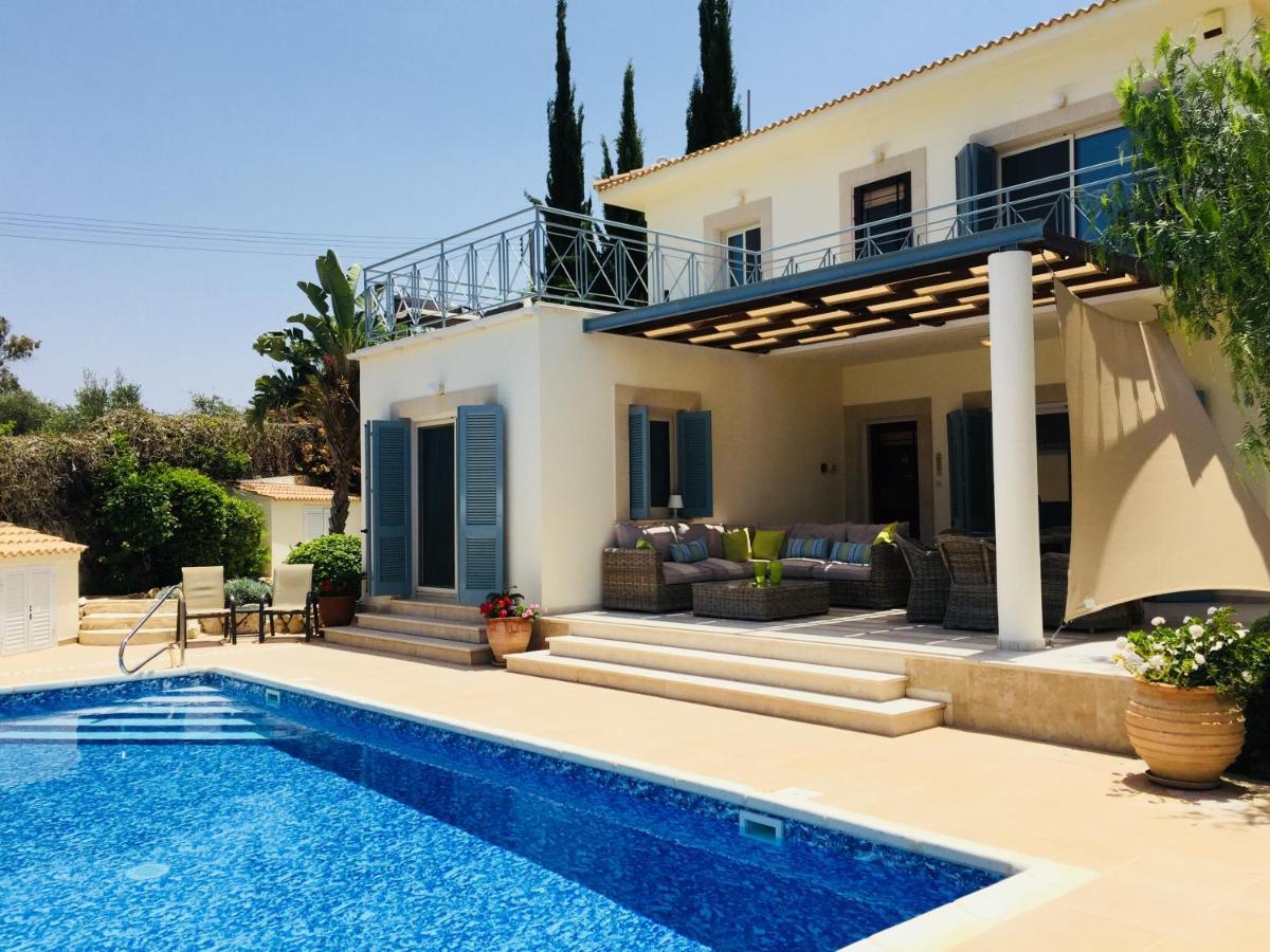 נאו חוריו Beach Villa Gladiolus מראה חיצוני תמונה