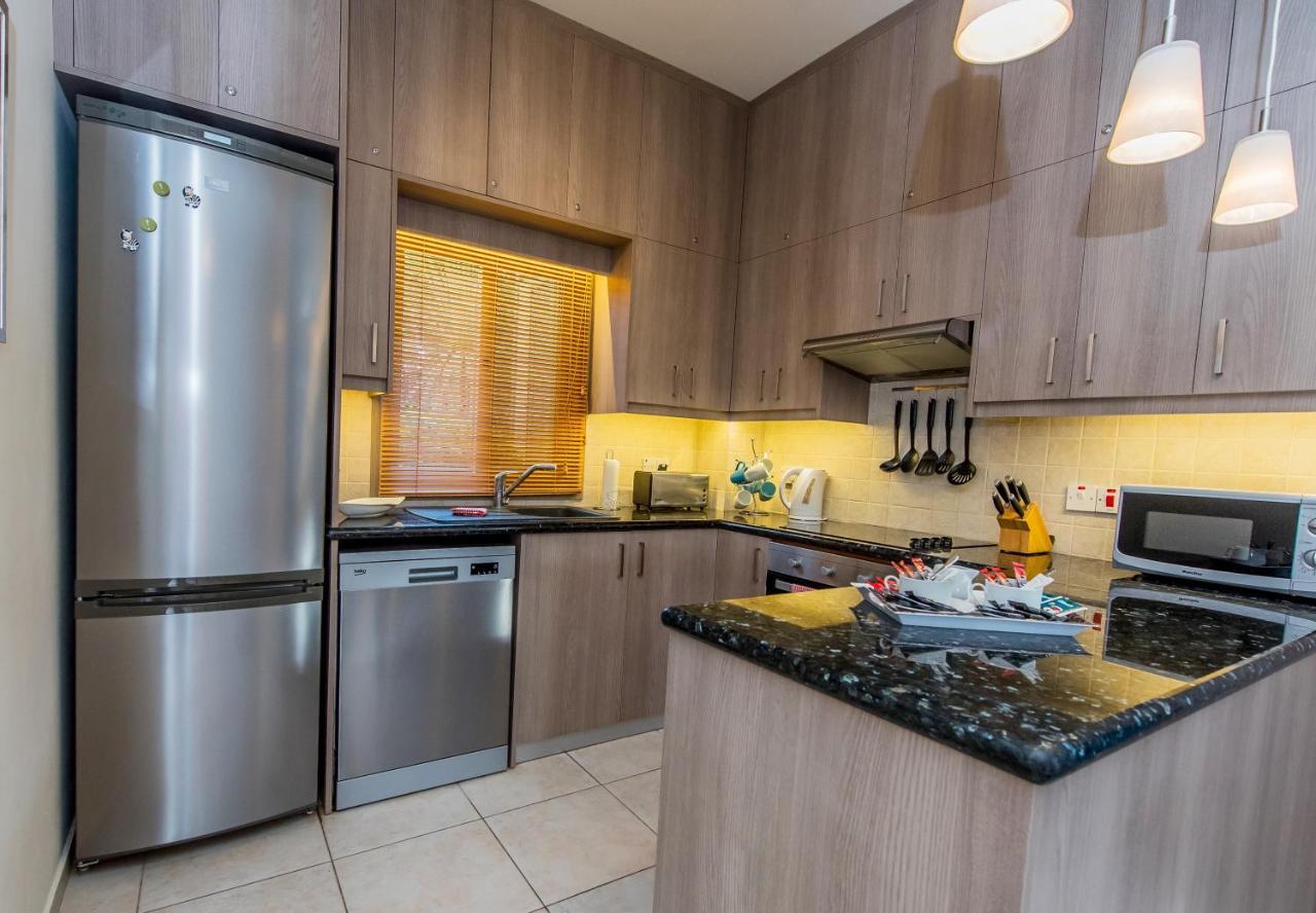 נאו חוריו Beach Villa Gladiolus מראה חיצוני תמונה