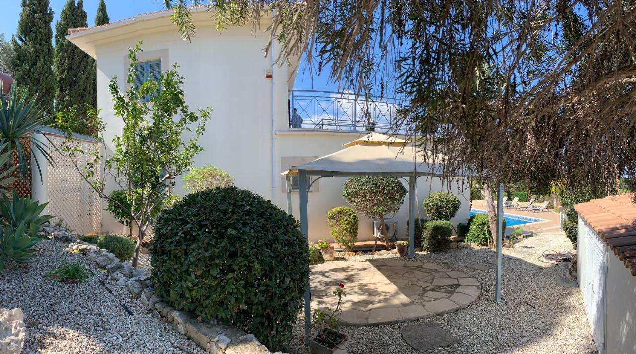 נאו חוריו Beach Villa Gladiolus מראה חיצוני תמונה